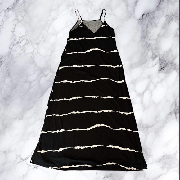 Emery Rose Black White Striped Maxi Dress Adjustable Strap Size M - Picture 3 of 5